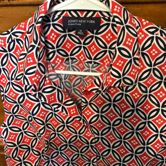 Top - Picture 3 of 3